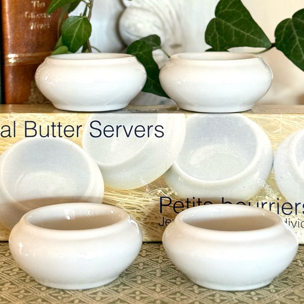 Vintage White Ironstone Individual Butter Servers, Chunky,Butter Pat,SET/4 - Picture 2 of 9